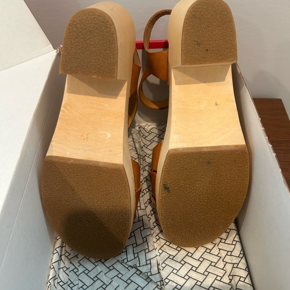 Swedish Hasbeens Tan Leather Sandals - Picture 4 of 5